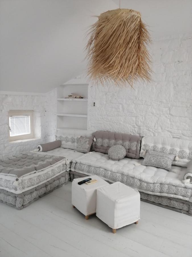 Apartment Atelier Scalinata Ровинь Экстерьер фото